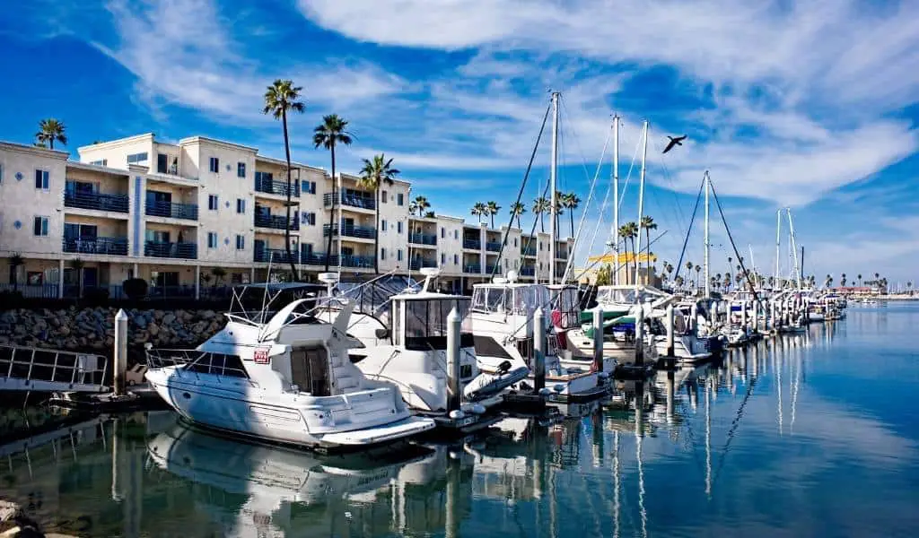 How to Register a Boat in California? 
